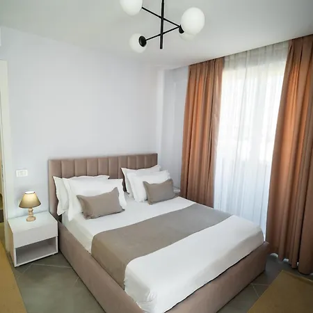 Select 6 Apartmán