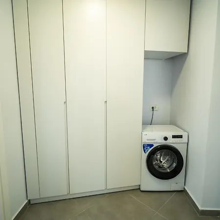 Select 6 Тирана