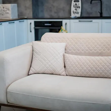 Select 6 Апартаменты Тирана