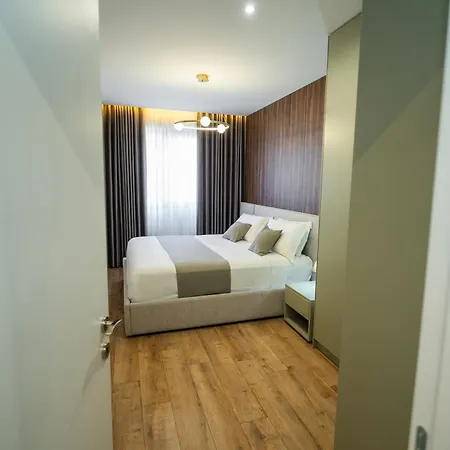 Select 6 Апартаменты