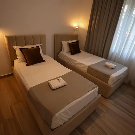 Select 6 Apartmán