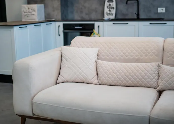 Select 6 דירה טיראנה