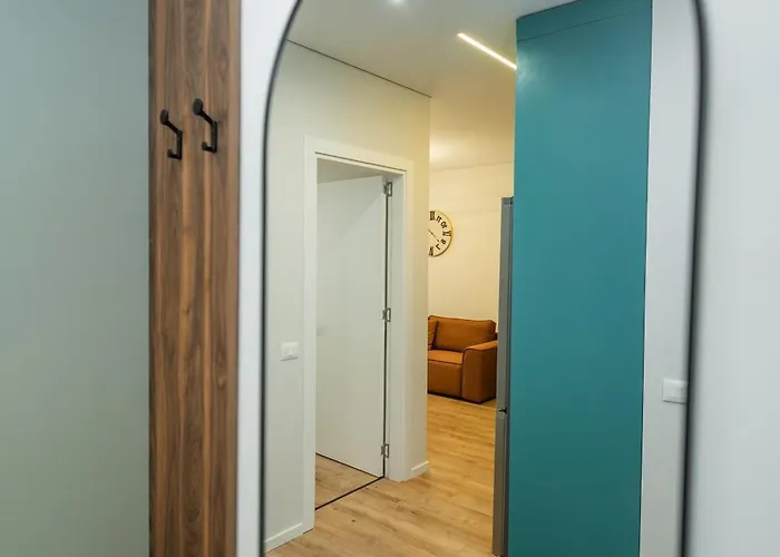 Select 6 * טיראנה