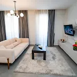 Apartment Select 6