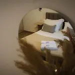 Apartment Select 6 *