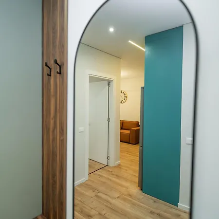 Select 6 * تيرانا