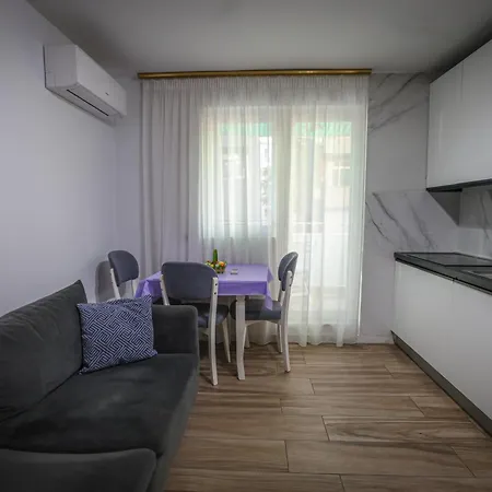 Select 6 Appartamento